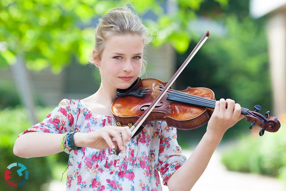 Portretfotograaf vioolschool Fiedelino